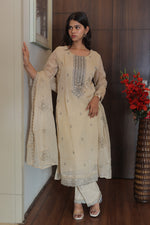 Zohra Ivory Embroidered Kurta Set With Dupatta