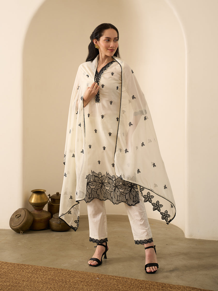 Safiya White Organza Embroidered Kurta Set with Dupatta