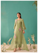 Baag E Noor Green Embroidered Silk Blend Kurta Set With Dupatta
