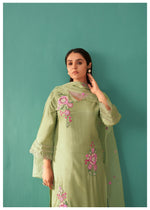 Baag E Noor Green Embroidered Silk Blend Kurta Set With Dupatta