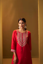 Red Embroidered Silk Blend Kurta set with Dupatta