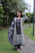 Chandni Embroidered Silk Blend Kurta Set With Dupatta